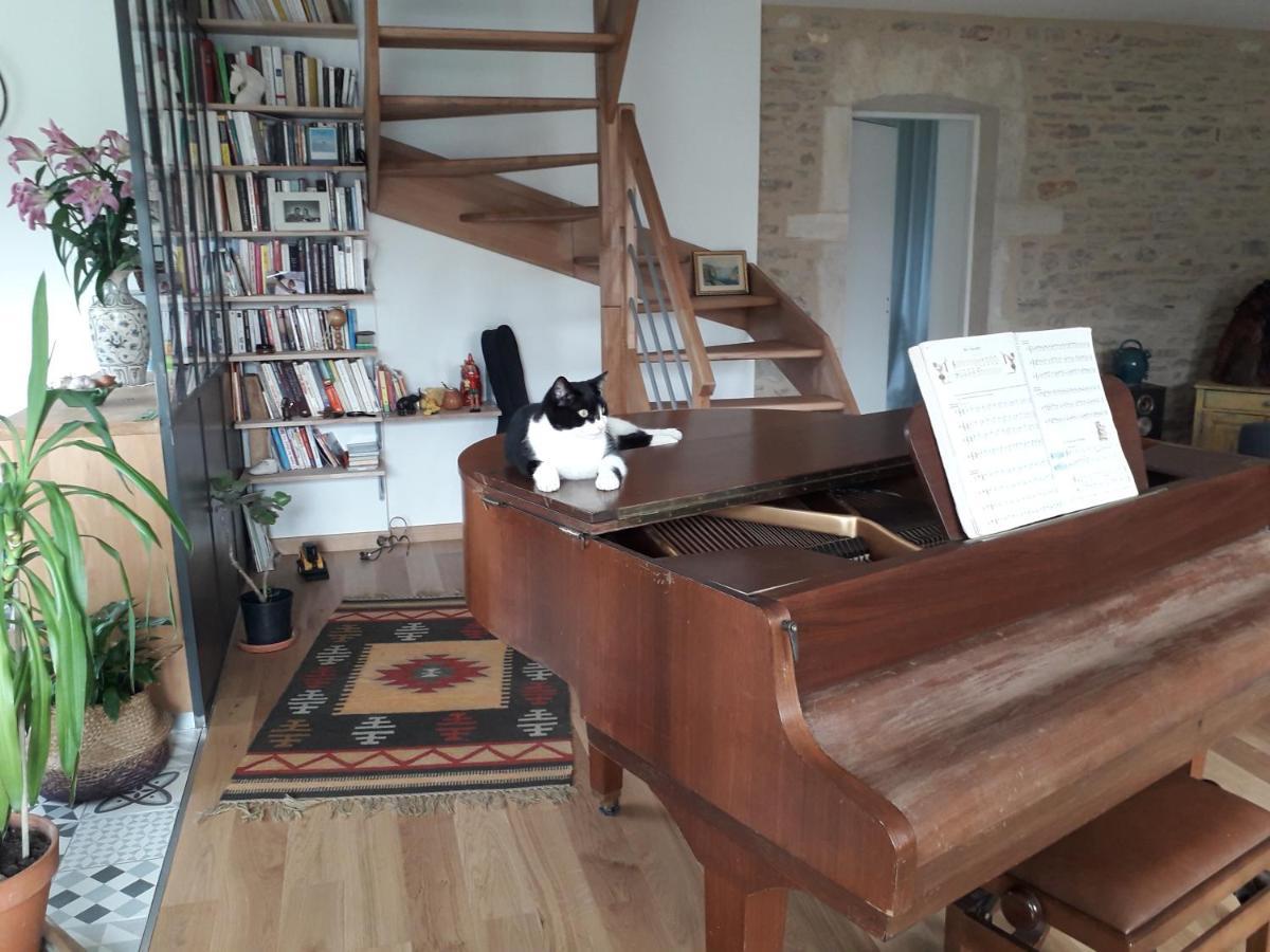 "La Charme" Bed & Breakfast Jalogny Exterior foto