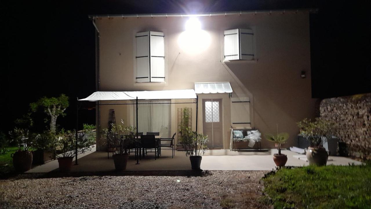 "La Charme" Bed & Breakfast Jalogny Exterior foto